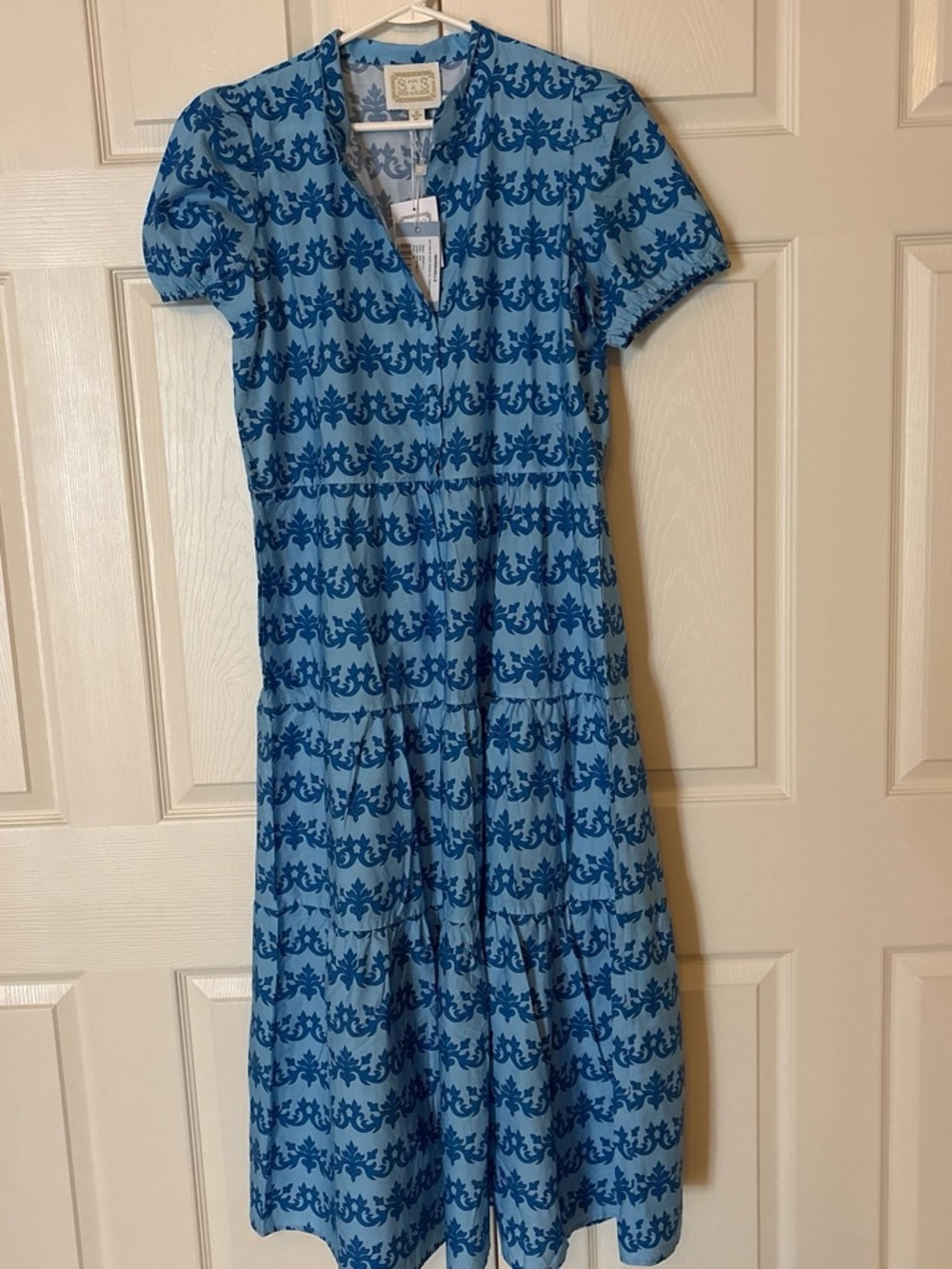 Sail to Sable Blue NWT Printed Short-Sleeve Midi Dress